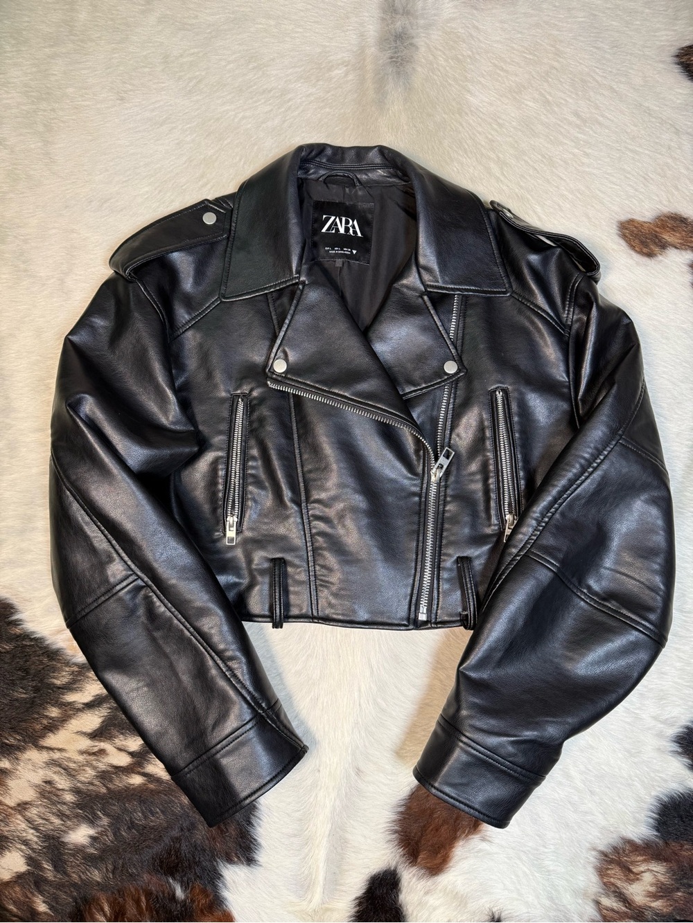 ZARA Black Faux Leather Cropped Moto Biker Jacket – Size Large